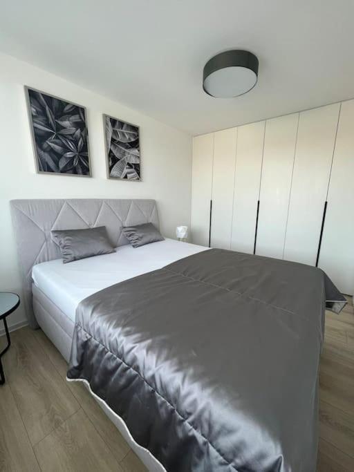 Apartman Centrum S Parkovanim Kösice Dış mekan fotoğraf