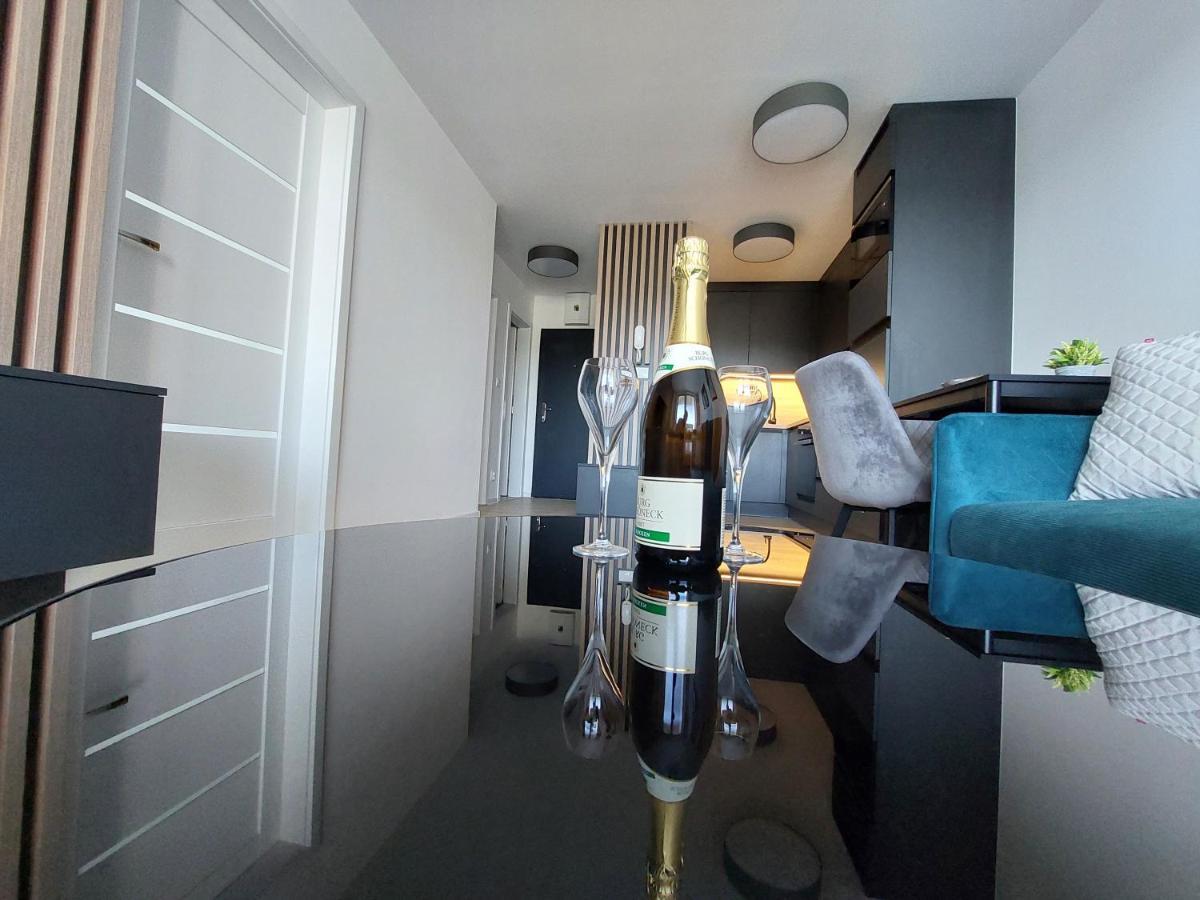 Apartman Centrum S Parkovanim Kösice Dış mekan fotoğraf